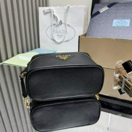 Picture of Prada Handbags _SKUfw220856633fw
